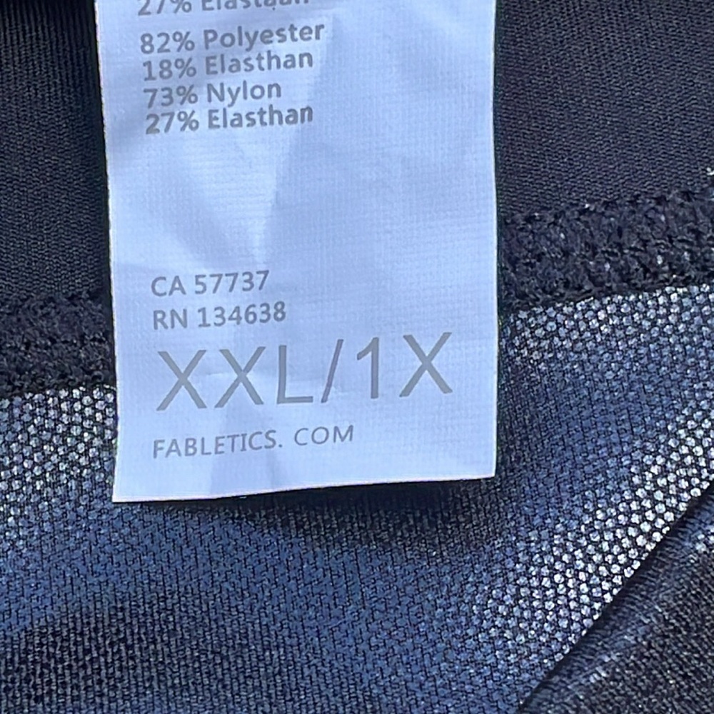 Fabletics Define PowerHold® High-Waisted 7/8 Legging - Picture 12 of 12